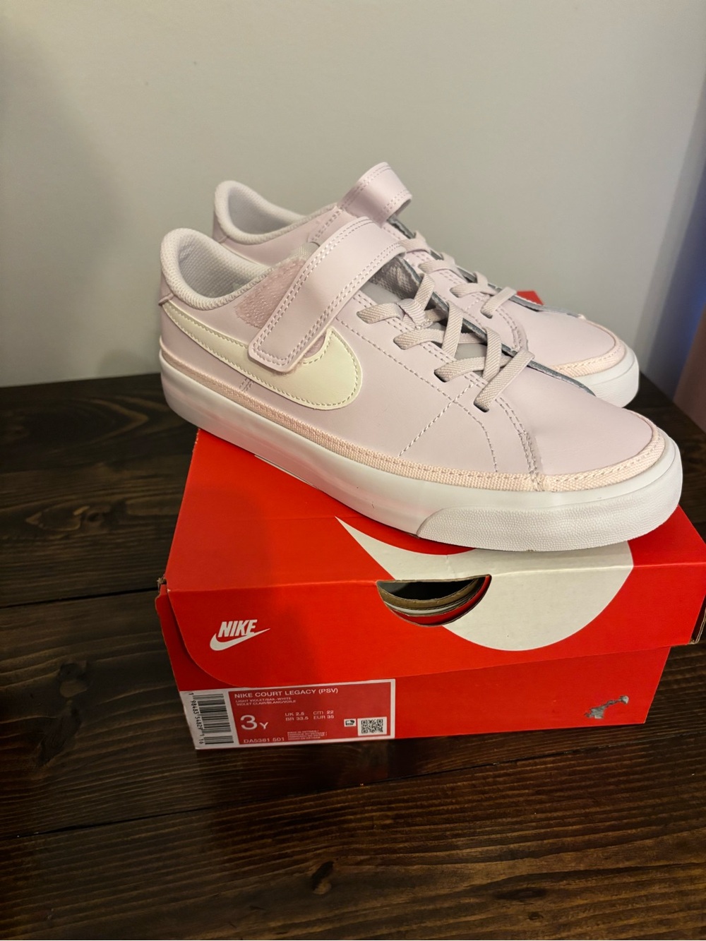 Nike Kids' light violet Court Legacy Sneakers